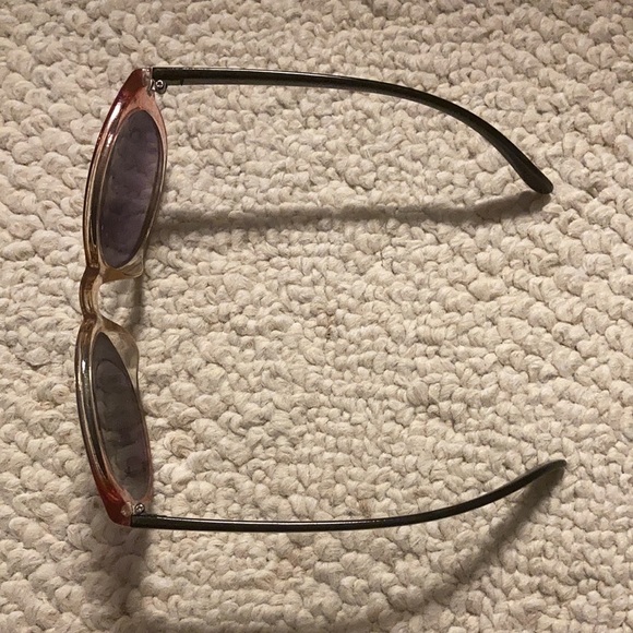 Pink gradient sunglasses - Picture 2 of 2